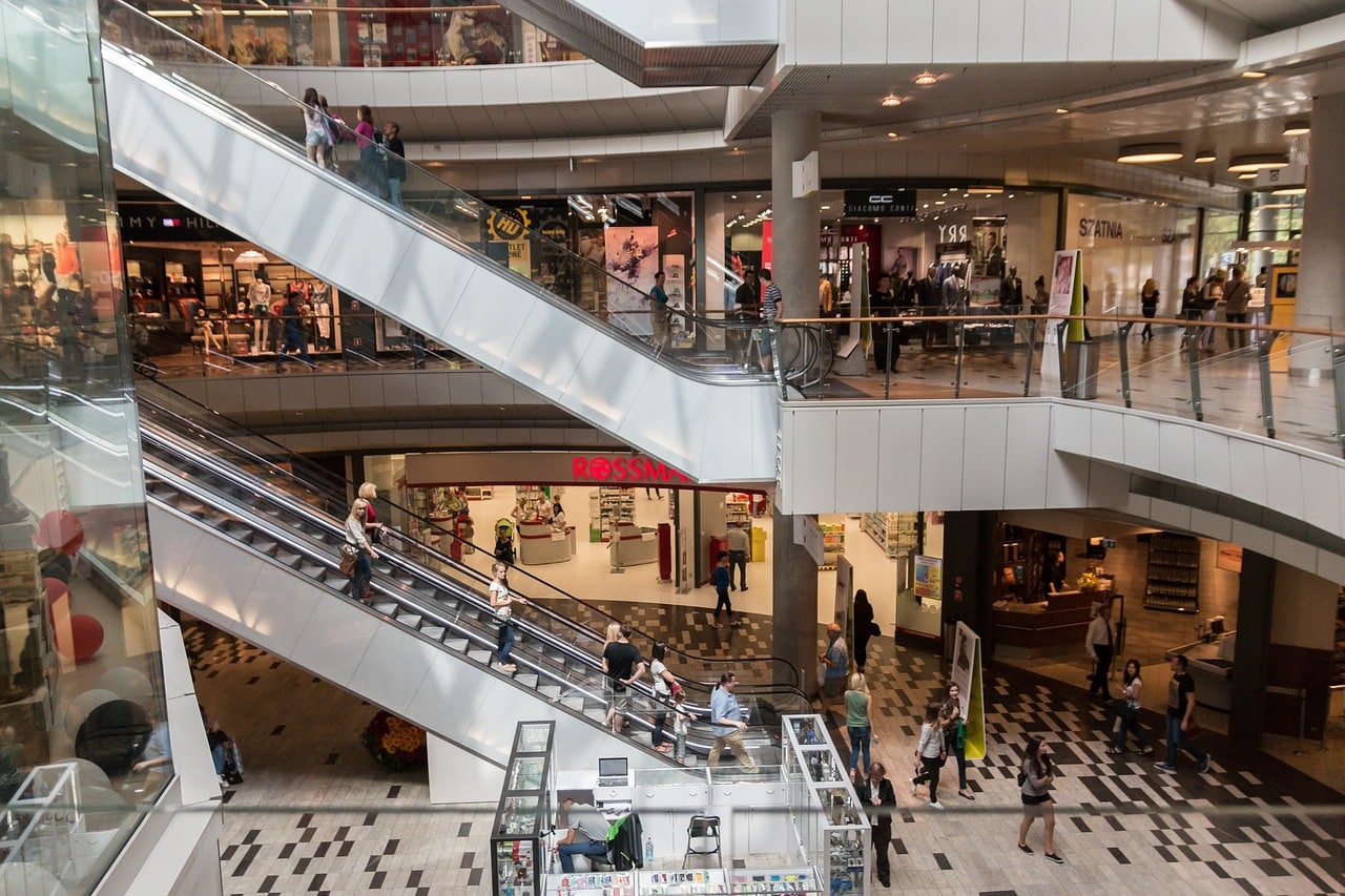 analyse du flux de personnes dans les centres commerciaux